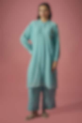 Blue Mul Chanderi Thread & Cutdana Embroidered Kurta Set by Cupid Cotton at Pernia's Pop Up Shop