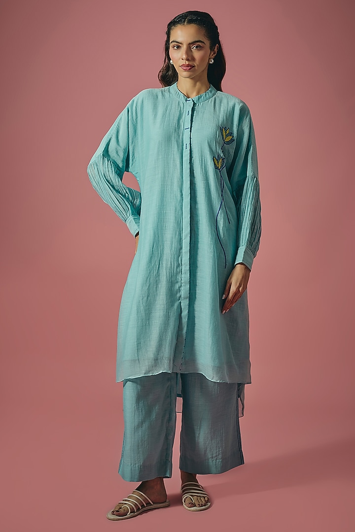Blue Mul Chanderi Thread & Cutdana Embroidered Kurta Set by Cupid Cotton at Pernia's Pop Up Shop