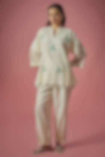 Ivory Mul Chanderi French Knot & Thread Embroidered Co-ord Set by Cupid Cotton at Pernia's Pop Up Shop