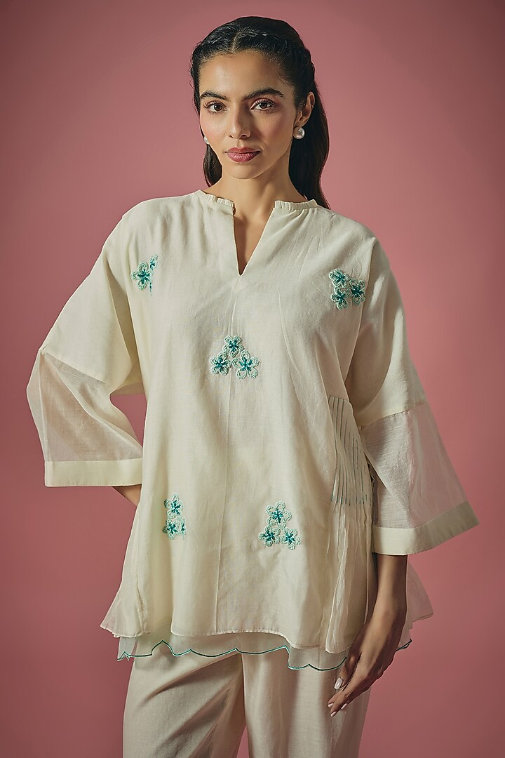 Ivory Mul Chanderi French Knot & Thread Embroidered Co-ord Set by Cupid Cotton at Pernia's Pop Up Shop