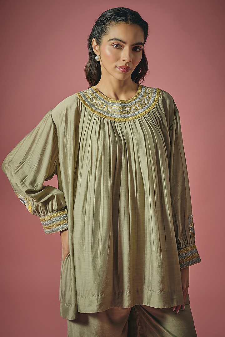 Grey Silk Resham & Poth Embroidered Co-ord Set by Cupid Cotton at Pernia's Pop Up Shop