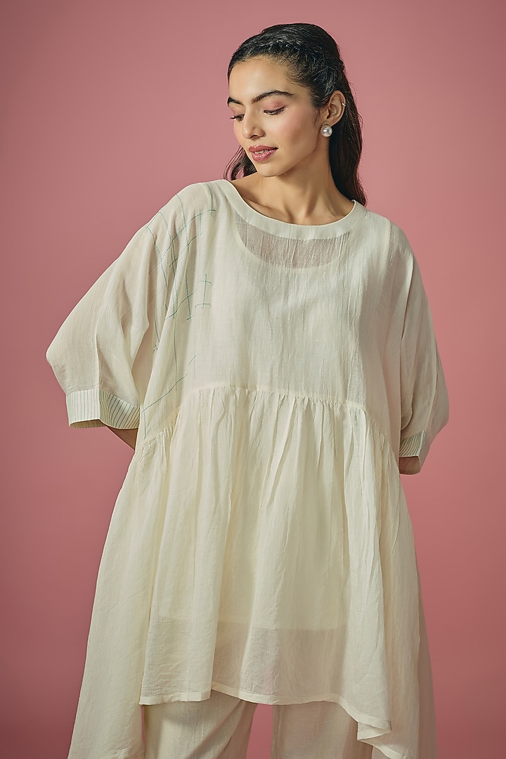 Ivory Mul Chanderi Threadwork Co-ord Set by Cupid Cotton at Pernia's Pop Up Shop