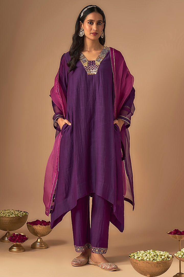 Purple Handwoven Chanderi Pitta Embroidered Kurta Set by Cupid Cotton at Pernia's Pop Up Shop