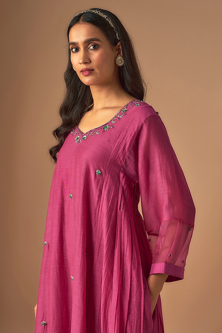 Pink Handwoven Chanderi Pitta Embroidered Kurta Set by Cupid Cotton at Pernia's Pop Up Shop