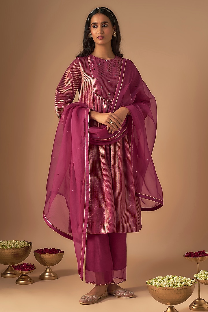 Magenta Chanderi Silk Pitta Embroidered Kurta Set by Cupid Cotton at Pernia's Pop Up Shop