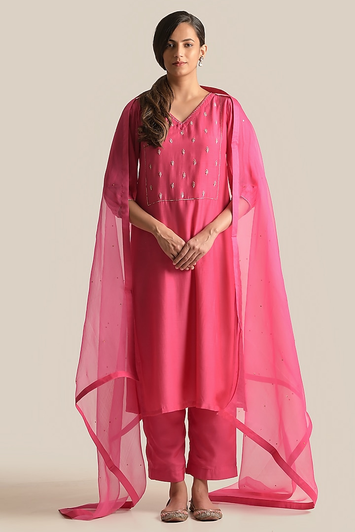 Pink Silk Embroidered Kurta Set by Cupid Cotton at Pernia's Pop Up Shop