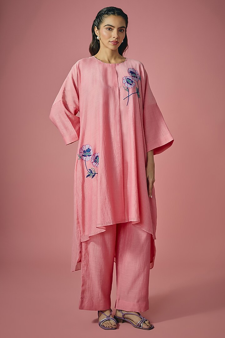 Pink Mul Chanderi Thread & Pearl Embroidered Kurta Set by Cupid Cotton at Pernia's Pop Up Shop