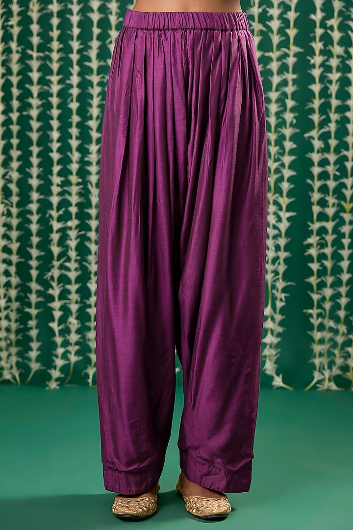 Wine Tissue & Silk Aari Embroidered Kurta Set by Cupid Cotton at Pernia's Pop Up Shop