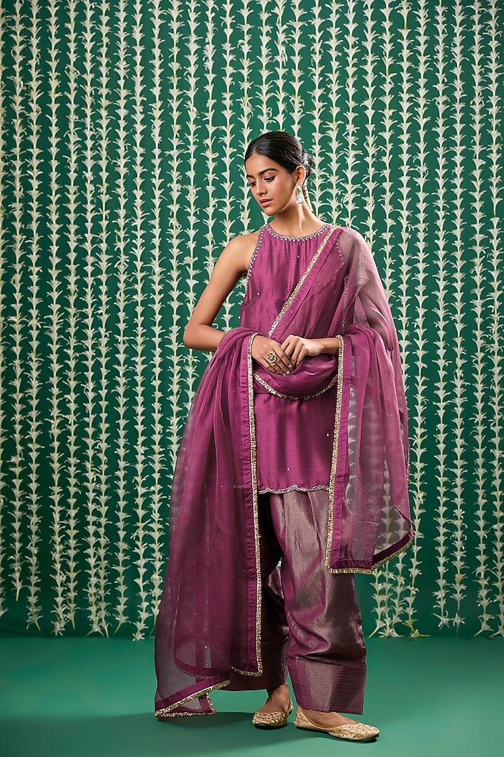 Deep Wine Silk Pitta Embroidered Kurta Set by Cupid Cotton at Pernia's Pop Up Shop