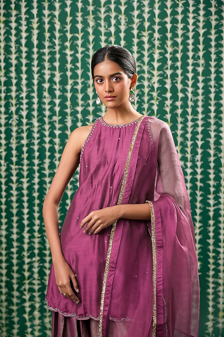 Deep Wine Silk Pitta Embroidered Kurta Set by Cupid Cotton at Pernia's Pop Up Shop