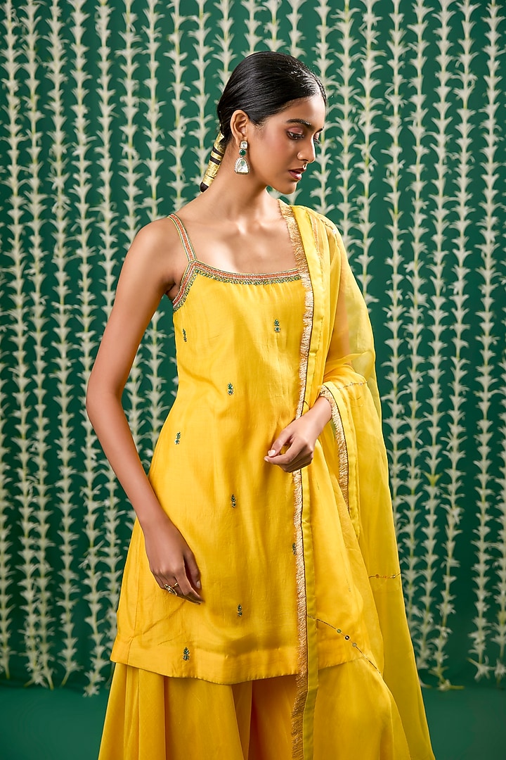 Yellow Silk Pitta Embroidered Kurta Set by Cupid Cotton at Pernia's Pop Up Shop