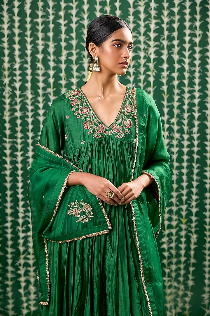 Green Silk Zardosi Embroidered Kurta Set by Cupid Cotton at Pernia's Pop Up Shop