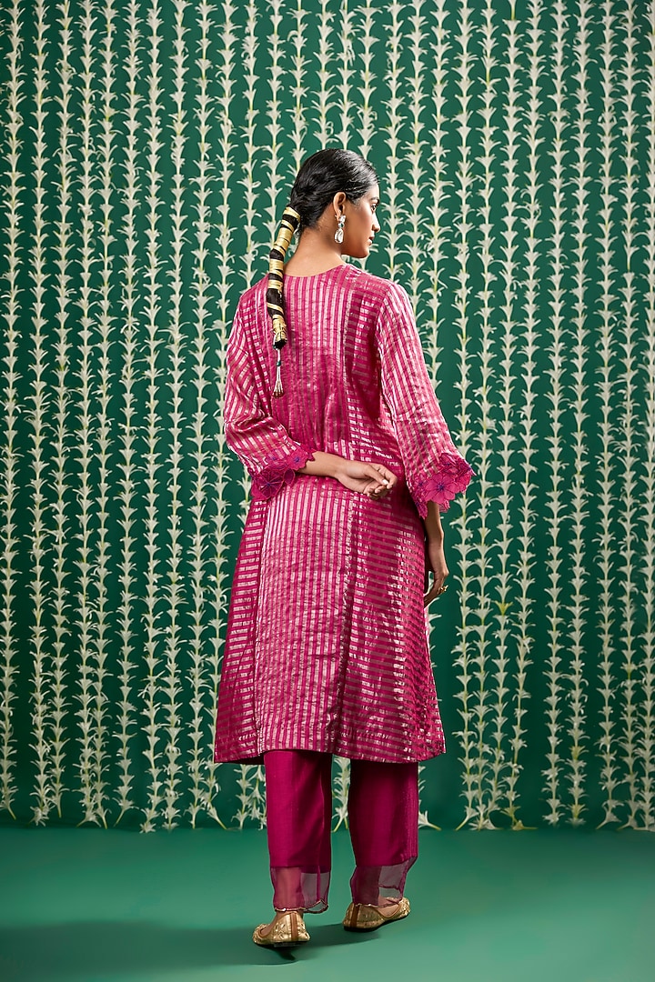 Magenta Tissue Aari Embroidered Kurta Set by Cupid Cotton at Pernia's Pop Up Shop