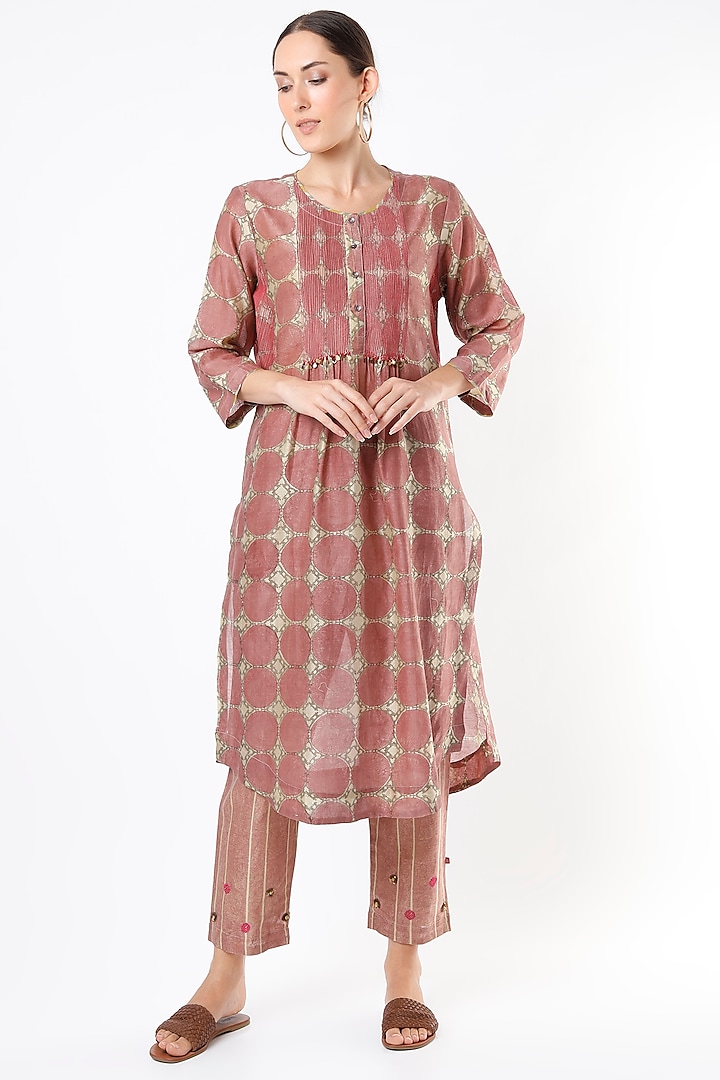 Faded Rose Chanderi Silk Cotton Kurta With Slip by Charcoal by vineet rahul