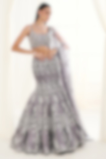 Grey Organza Tush Work Fish-Cut Bridal Lehenga Set by DISHA ARORA at Pernia's Pop Up Shop