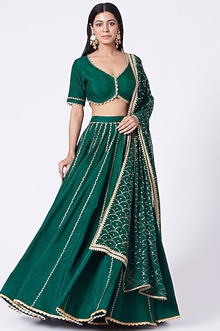 Midnight Green Dupion Silk Blend Lehenga Set by Dabka Dori