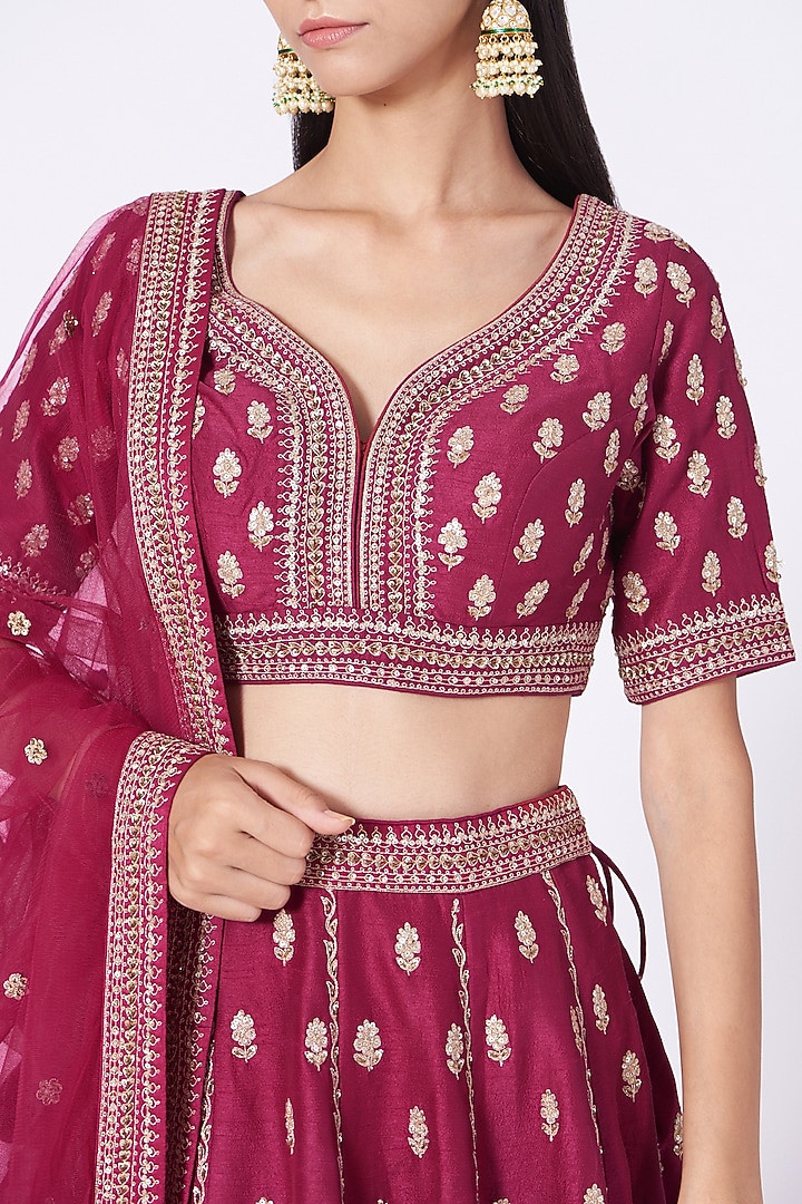 Maroon Embroidered Wedding Lehenga Set by Dabka Dori at Pernia's Pop Up Shop