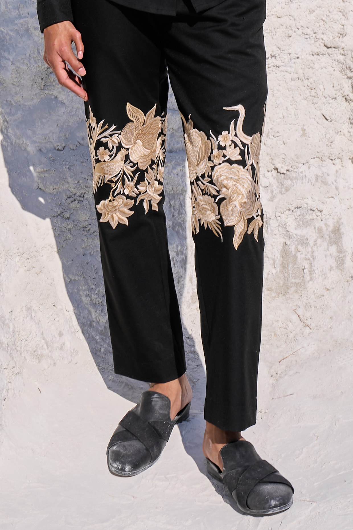 パンツ Christian dada embroidery wide slacks パンツ Christian dada embroidery wide slacks