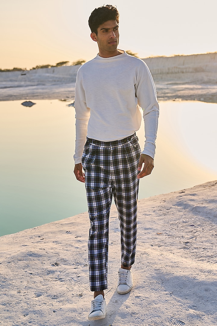 Navy Blue & White Cotton Checkered Printed Pants by Dash and Dot Men