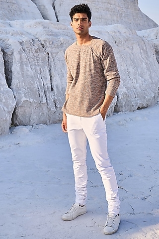 Beige Knitted Fabric T-Shirt by Dash and Dot Men