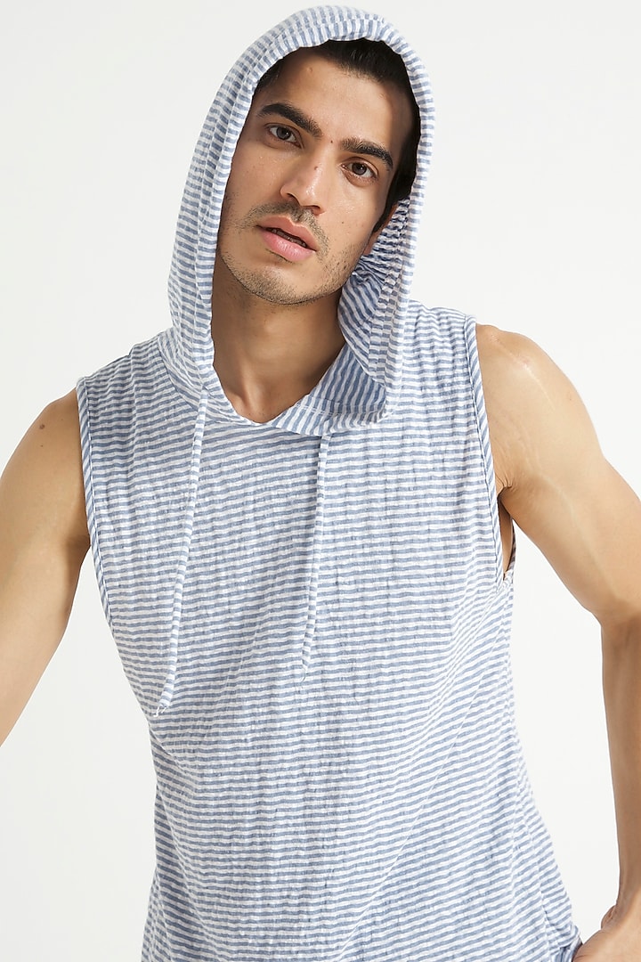 Cashmere Blue & White Cotton T-Shirt by Dash and Dot Men at Pernia's Pop Up Shop