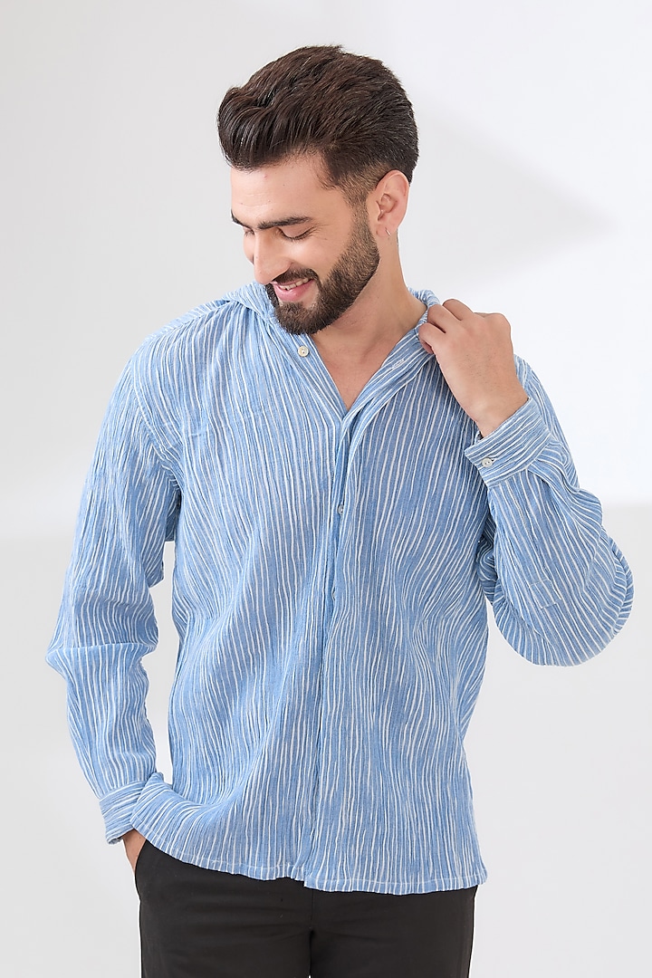 Blue & White Crinkle Cotton Hoodie by Dash and Dot Men