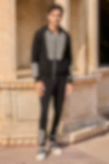 Black Organic Cotton Dori Embroidered Co-Ord Set by Dash and Dot Men at Pernia's Pop Up Shop