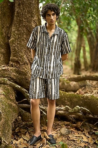 Multi-Colored Textured Cotton Striped Printed Shorts by Dash and Dot Men