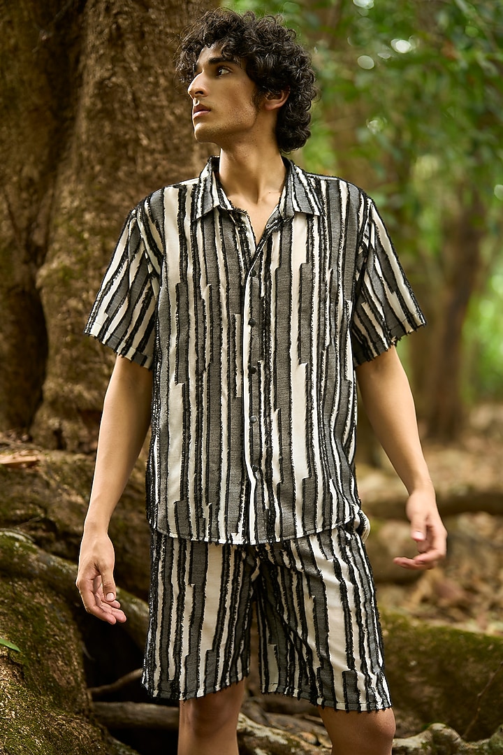 Multi-Colored Textured Jacquard Striped Printed Co-Ord Set by Dash and Dot Men at Pernia's Pop Up Shop