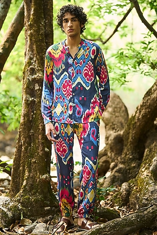 Multi-Colored Viscose Ikat Printed Co-Ord Set by Dash and Dot Men