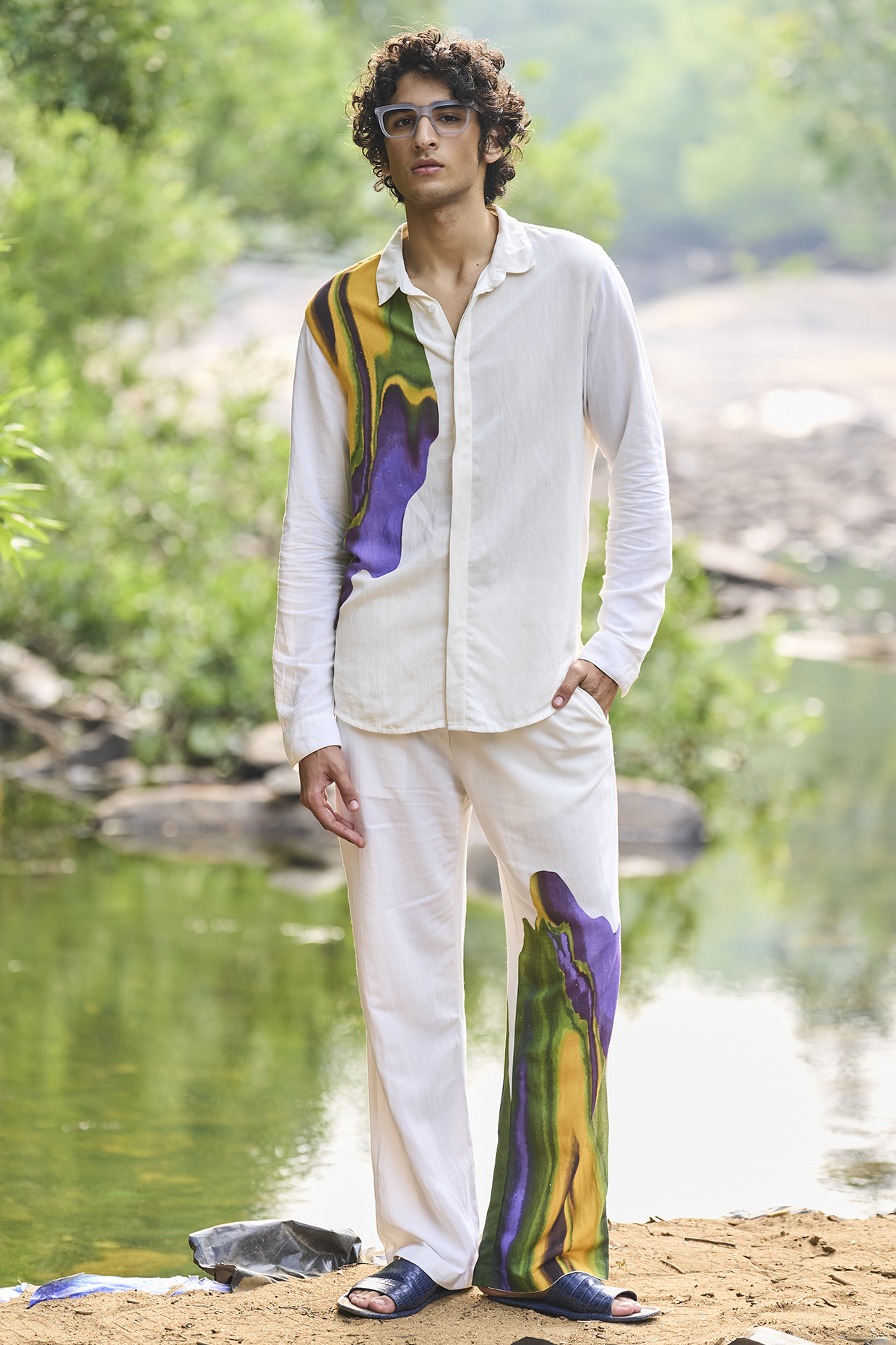 White Linen Placement Abstract Printed Pant by Dash and Dot Men