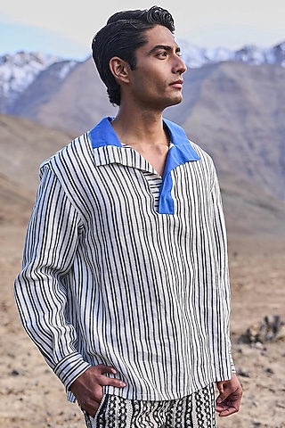 Black & White Linen Striped T-Shirt by Dash and Dot Men
