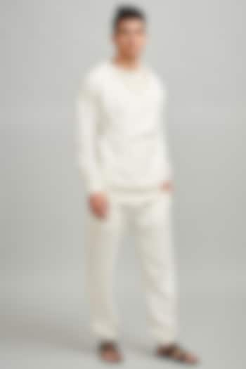 White Overlapped Textured Hoodie by Dash and Dot Men