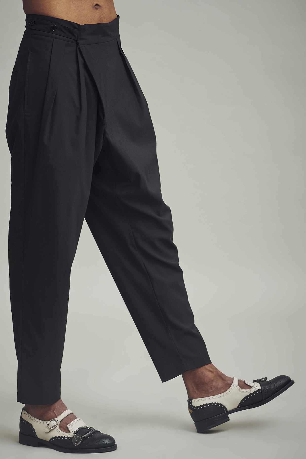 Get Smart With the Best Men's Pleated Trousers