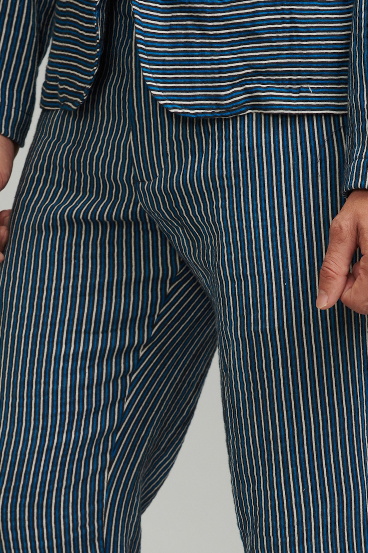 Buy Park Avenue Men Blue Striped Rayon Flat-Front Pants Online at Best  Prices in India - JioMart.
