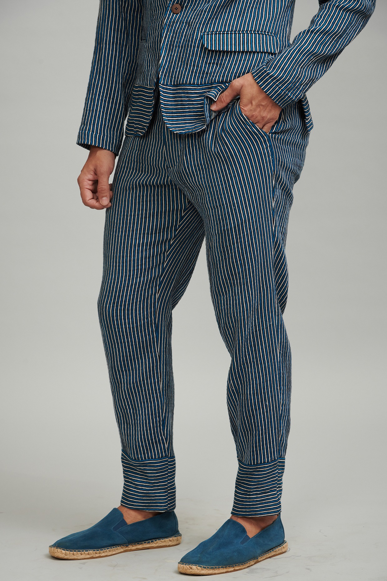 boohoo Cropped Tailored Stripe Trousers | Stripe pants outfit, Casual  striped shirt, Pants outfit men