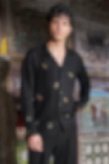 Black Linen Floral Thread Embroidered Party Wear Shirt by Dash and Dot Men at Pernia's Pop Up Shop