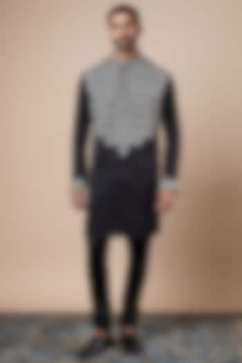 Black Crepe Thread Embroidered Kurta Set by Dapper & Dare at Pernia's Pop Up Shop