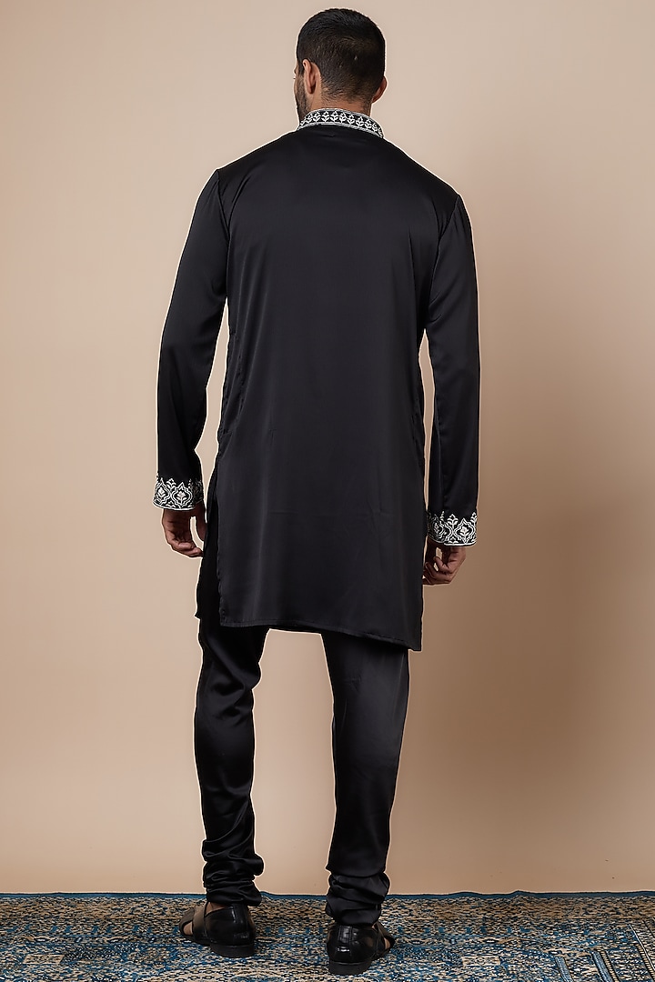 Black Crepe Thread Embroidered Kurta Set by Dapper & Dare at Pernia's Pop Up Shop