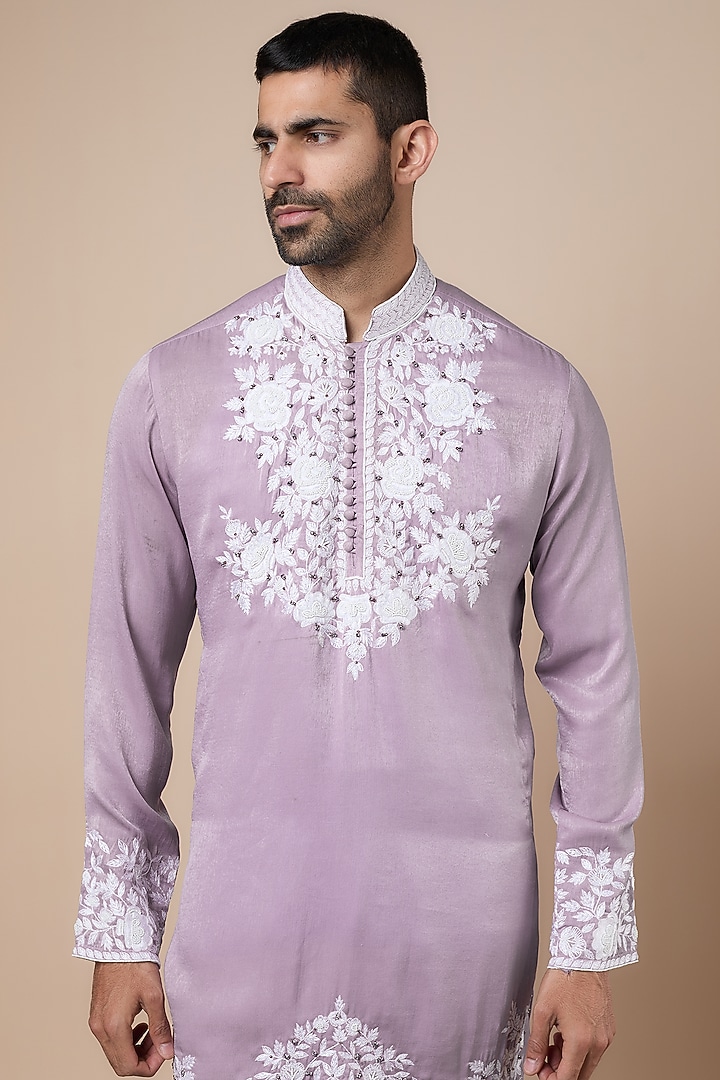 Lavender Satin Thread Embroidered Kurta Set by Dapper & Dare at Pernia's Pop Up Shop