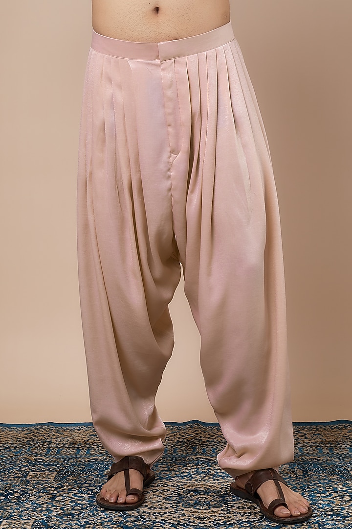Lavender Georgette Mirror Embroidered Bundi Jacket Set by Dapper & Dare at Pernia's Pop Up Shop