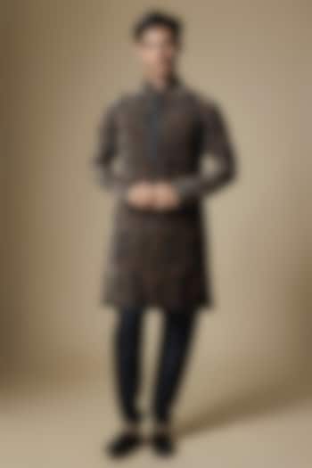 Brown Velvet Hand Embroidered Kurta Set by Dapper & Dare at Pernia's Pop Up Shop