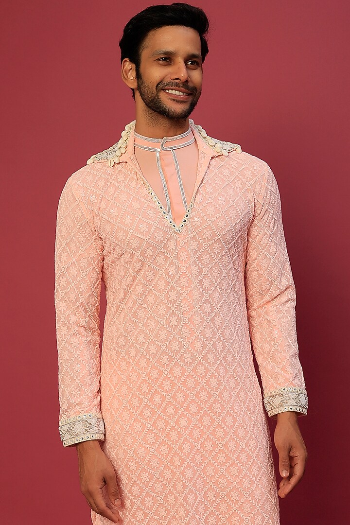 Light Pink Chikankari Kurta Set by Dapper & Dare at Pernia's Pop Up Shop