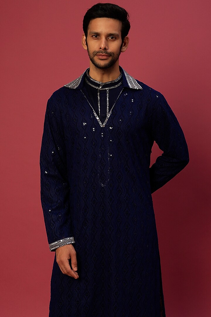 Midnight Blue Kurta Set In Chikankari by Dapper & Dare at Pernia's Pop Up Shop