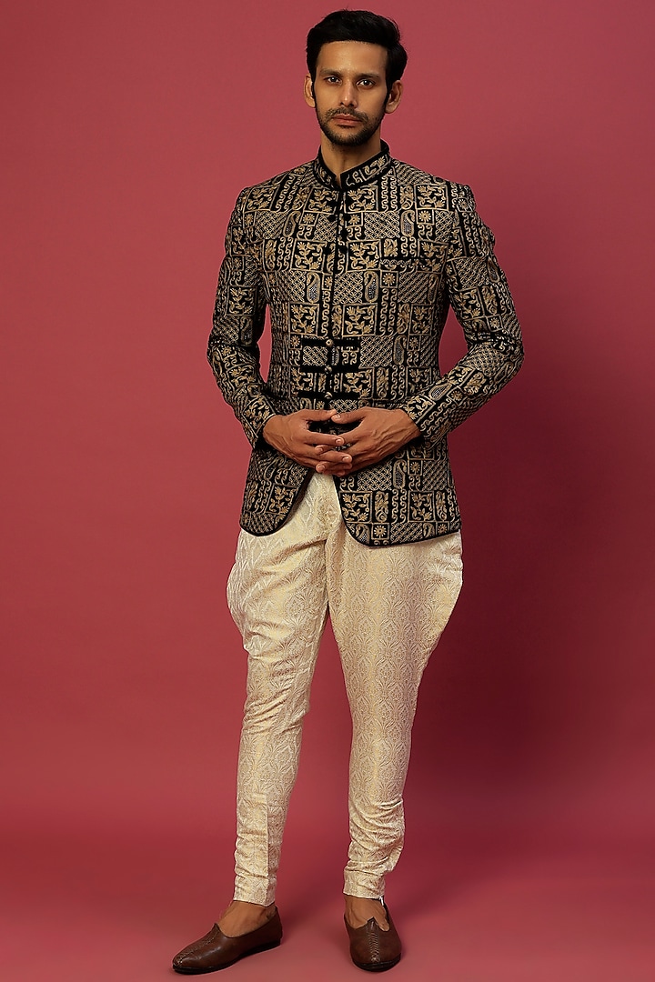 Black Embroidered Bandhgala Set by Dapper & Dare