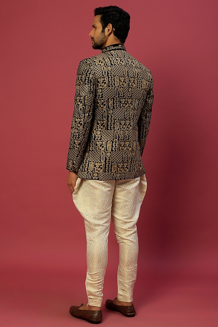 Black Embroidered Wedding Bandhgala Set by Dapper & Dare at Pernia's Pop Up Shop