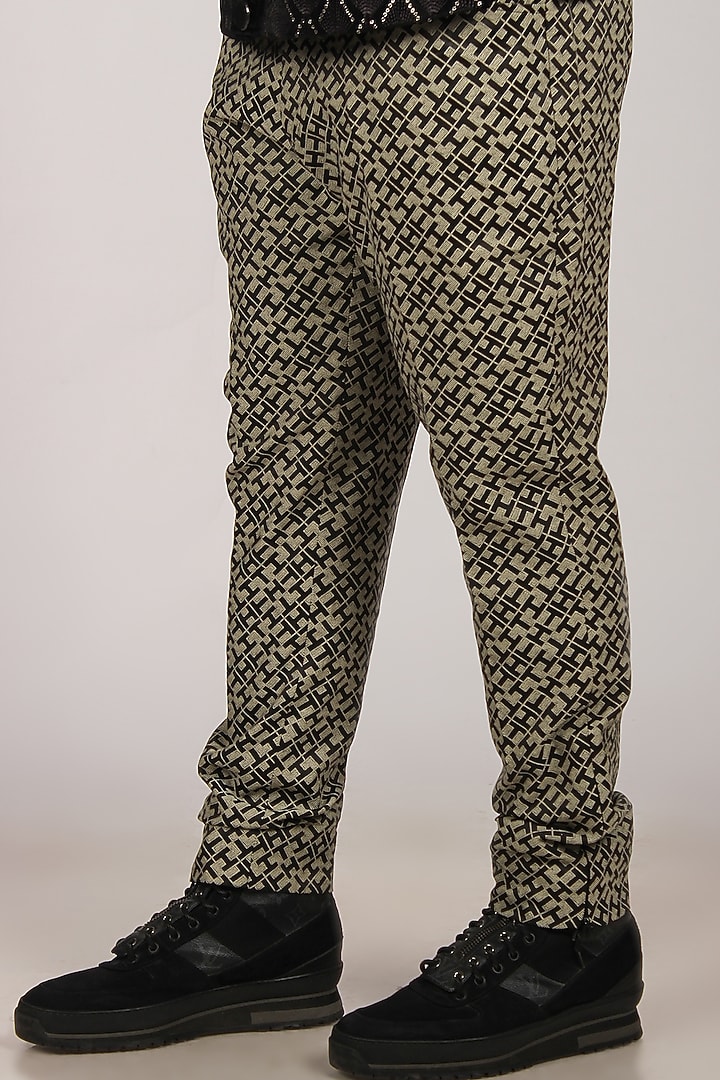 Black Embroidered Wedding Bandhgala Set by Dapper & Dare at Pernia's Pop Up Shop