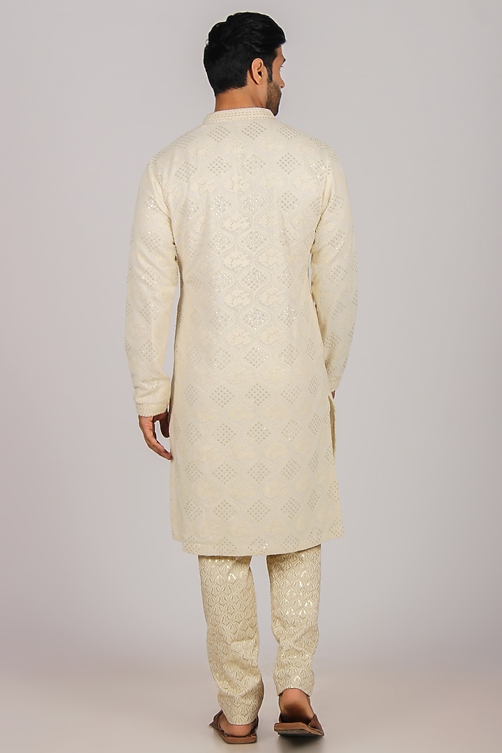 Ivory Lucknowi Printed Kurta Set by Dapper & Dare at Pernia's Pop Up Shop