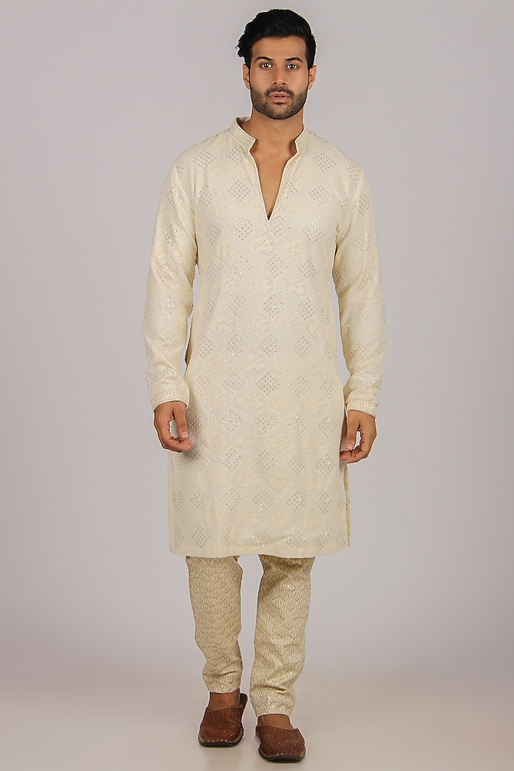 Ivory Lucknowi Printed Kurta Set by Dapper & Dare at Pernia's Pop Up Shop