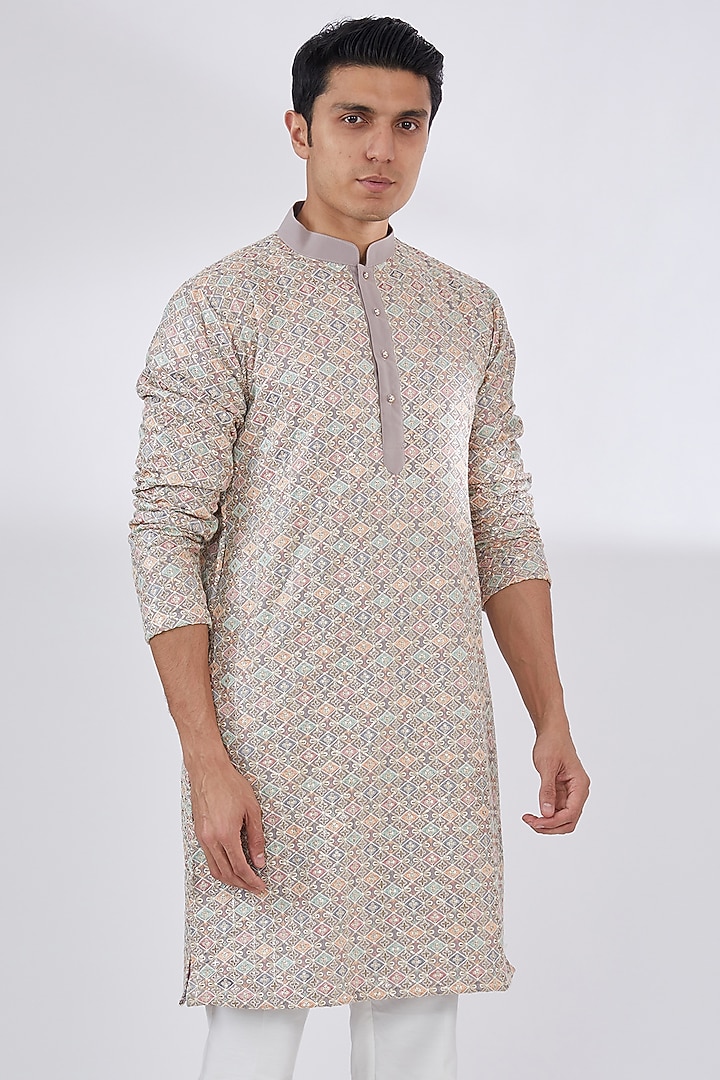 Lavender Georgette Chikankari Embroidered Kurta Set by Darzi House at Pernia's Pop Up Shop